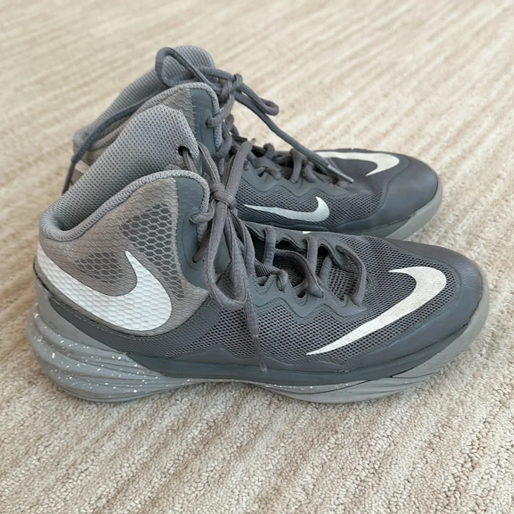 Nike Prime Hype DF 2 Cool Grey (GS) White Wolf Grey Style 807613-002 Size 4